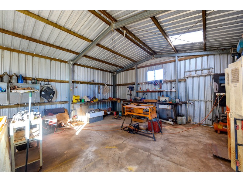 315 Izzards Road, South Nanango QLD 4615
