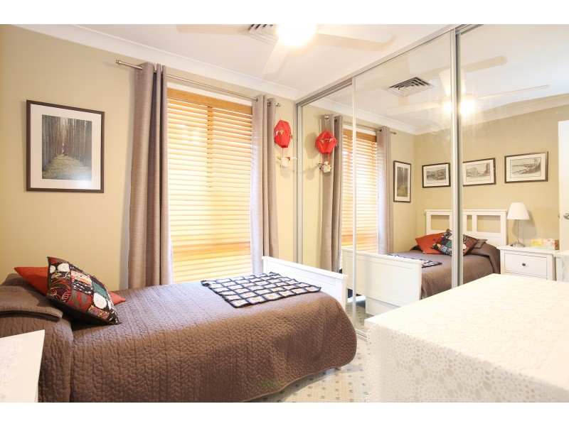 34 Benbury Street, Quakers Hill NSW 2763