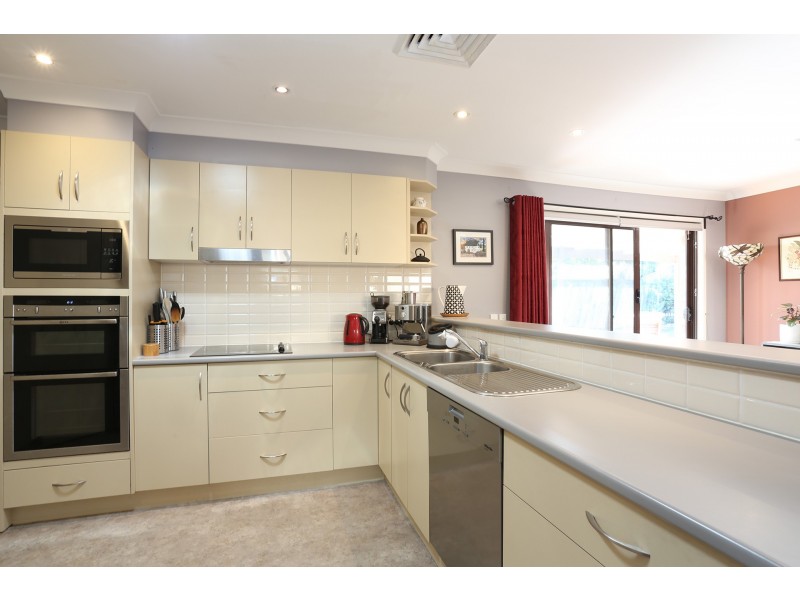 34 Benbury Street, Quakers Hill NSW 2763