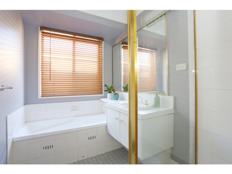 34 Benbury Street, Quakers Hill NSW 2763