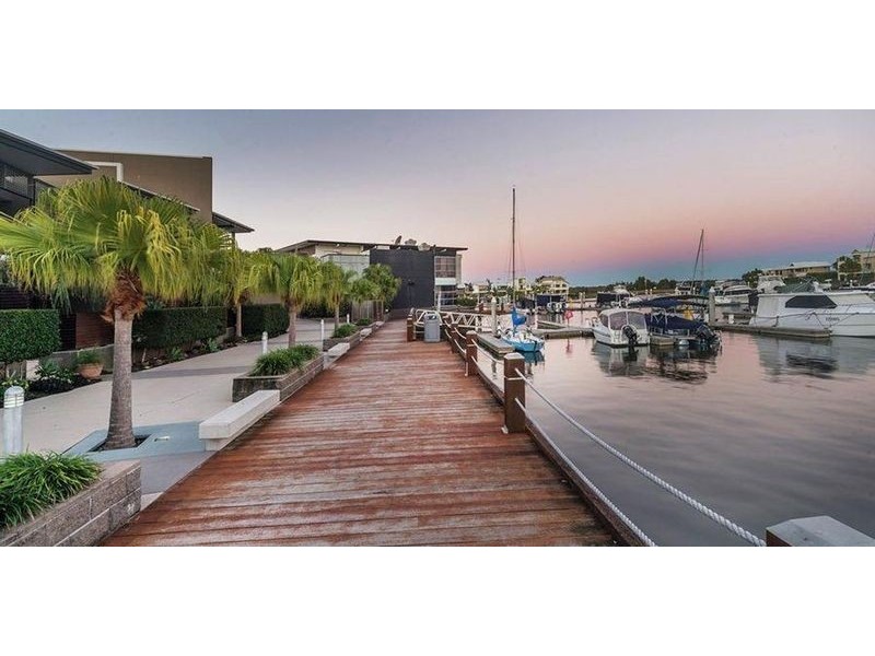 15 Kestrel Lane, Coomera Waters QLD 4209