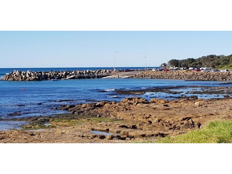 26 Pioneer Road, Bellambi NSW 2518