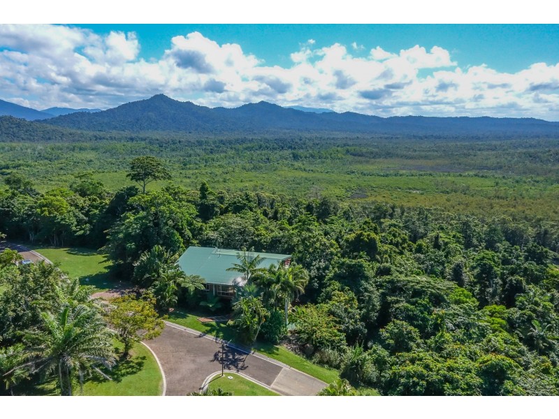 16 Mission Heights 23 The Boulevard, South Mission Beach QLD 4852