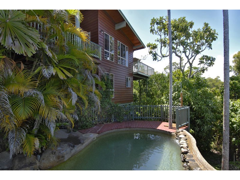 16 Mission Heights 23 The Boulevard, South Mission Beach QLD 4852