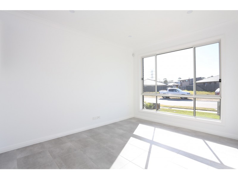 12 Myrtle Street, Gregory Hills NSW 2557