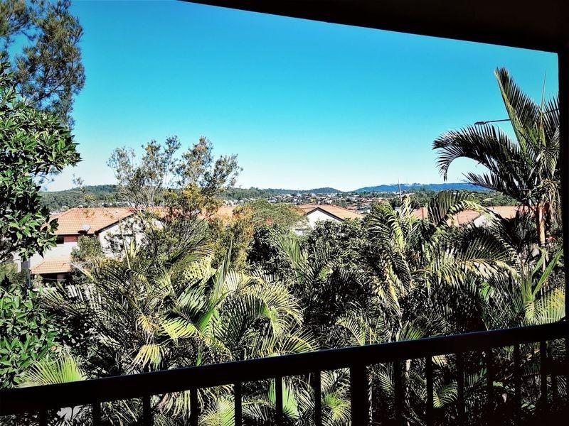 40/1 Santa Isobel Boulevard, Pacific Pines QLD 4211