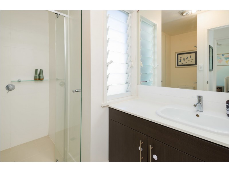 6/4 Border Drive North, Currumbin Waters QLD 4223