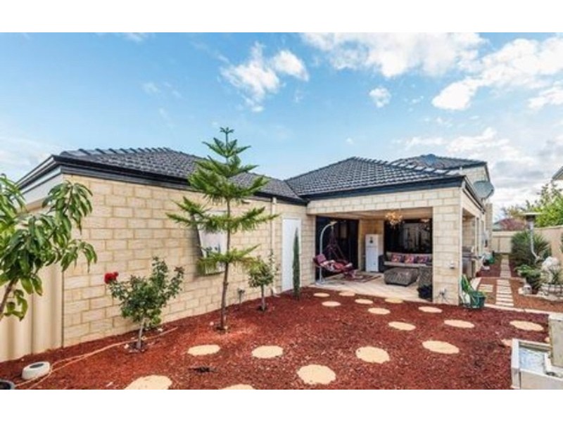 13 Codrington Street, Southern River WA 6110