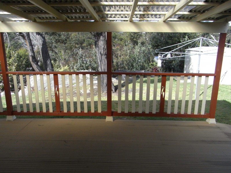 11 Grandview Parade, Hill Top NSW 2575