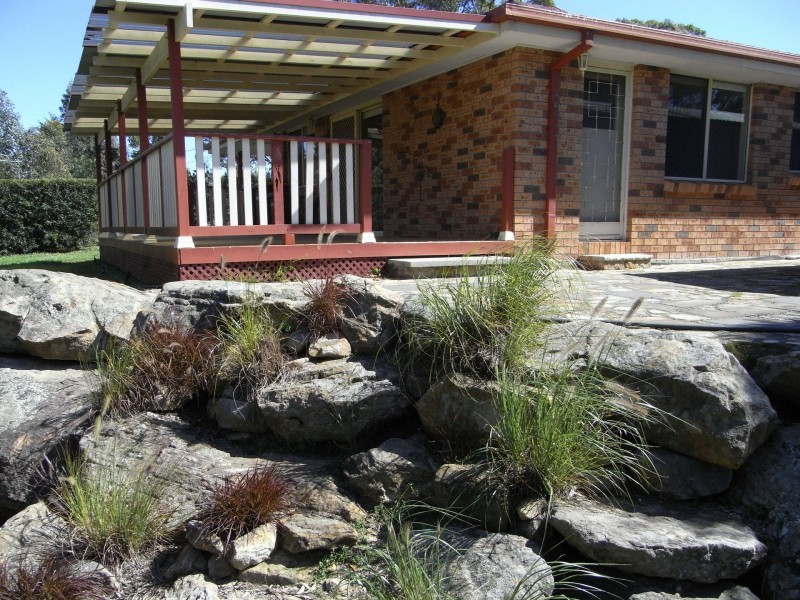 11 Grandview Parade, Hill Top NSW 2575