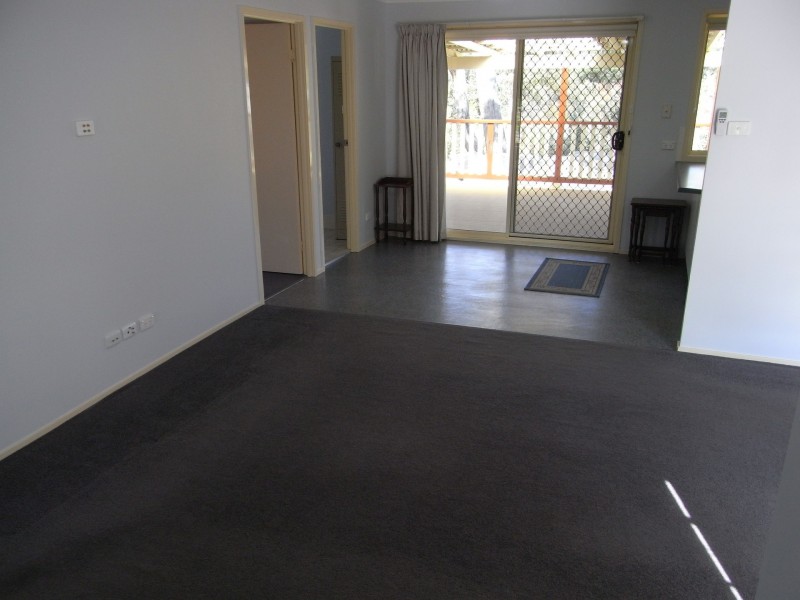 11 Grandview Parade, Hill Top NSW 2575