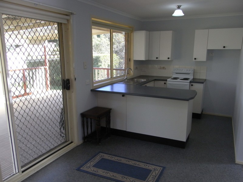 11 Grandview Parade, Hill Top NSW 2575