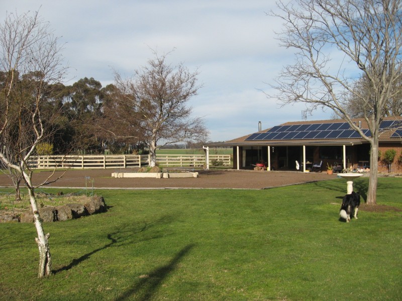 14 Camperdown-Lismore Road, Lismore VIC 3324