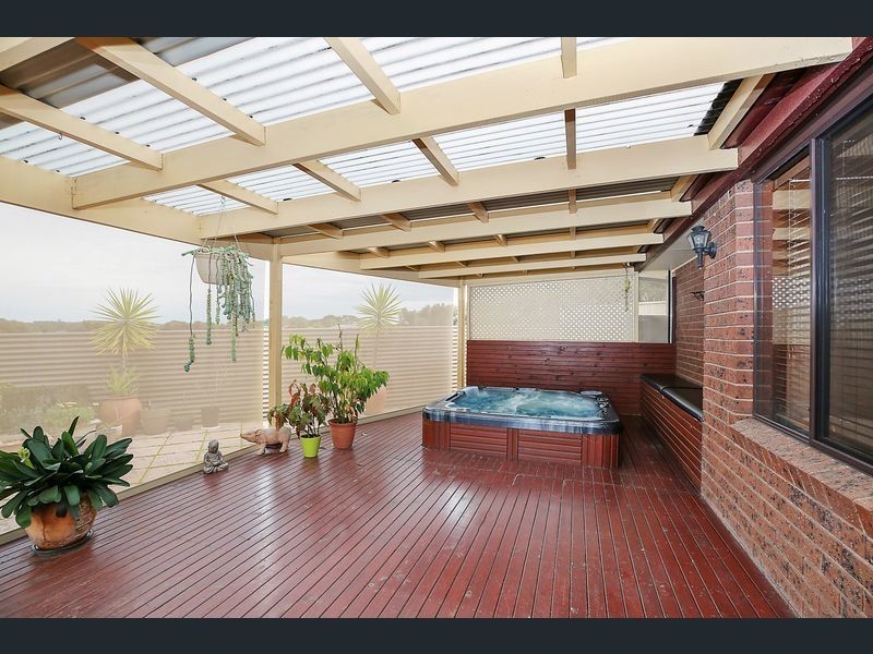 14 Camperdown-Lismore Road, Lismore VIC 3324