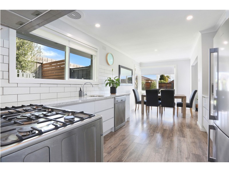 93 Burdoo Drive, Grovedale VIC 3216