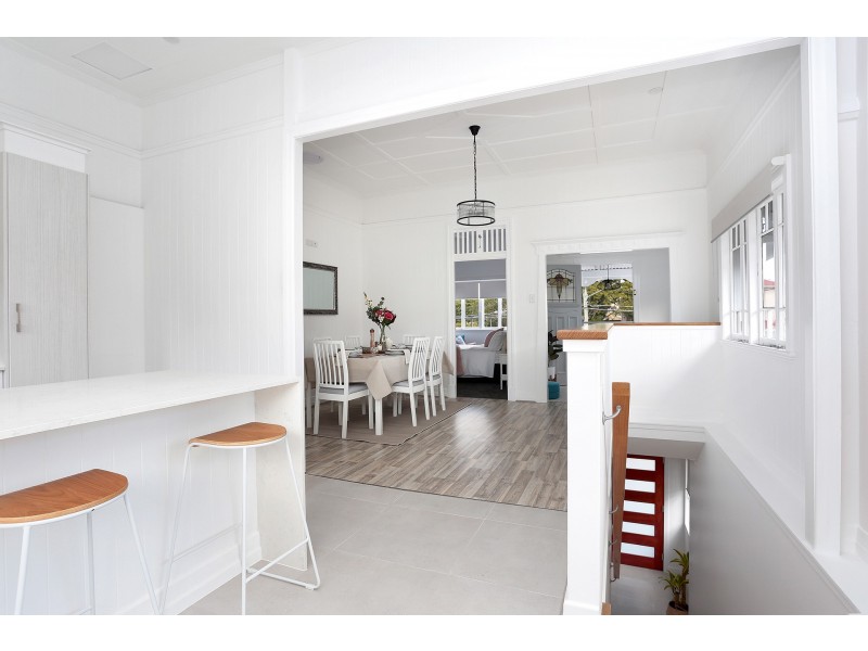 24 Jellicoe Street, Coorparoo QLD 4151