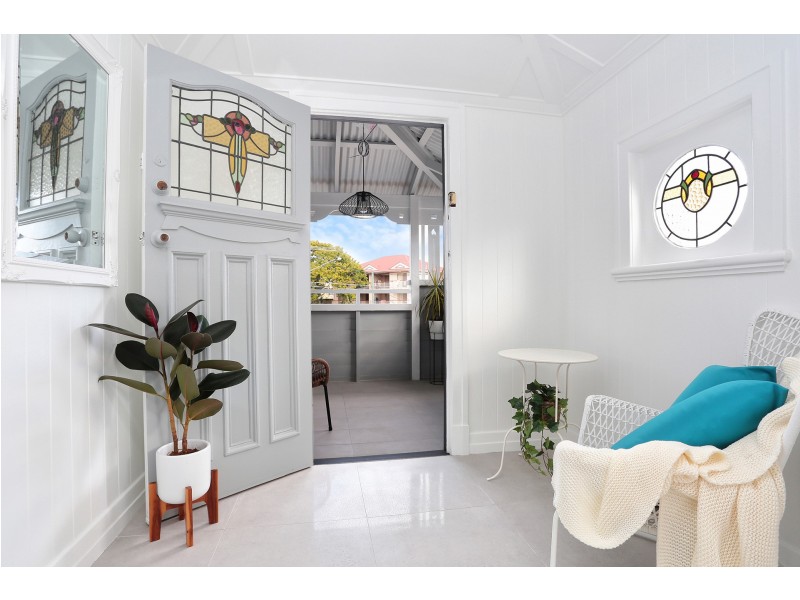 24 Jellicoe Street, Coorparoo QLD 4151