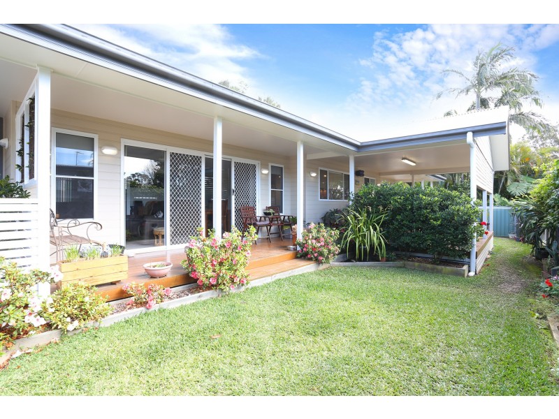 18 Nirringa Road, Summerland Point NSW 2259
