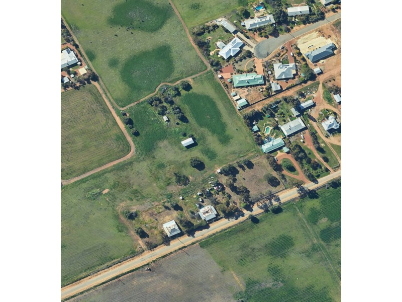 14 Henry Road, York WA 6302