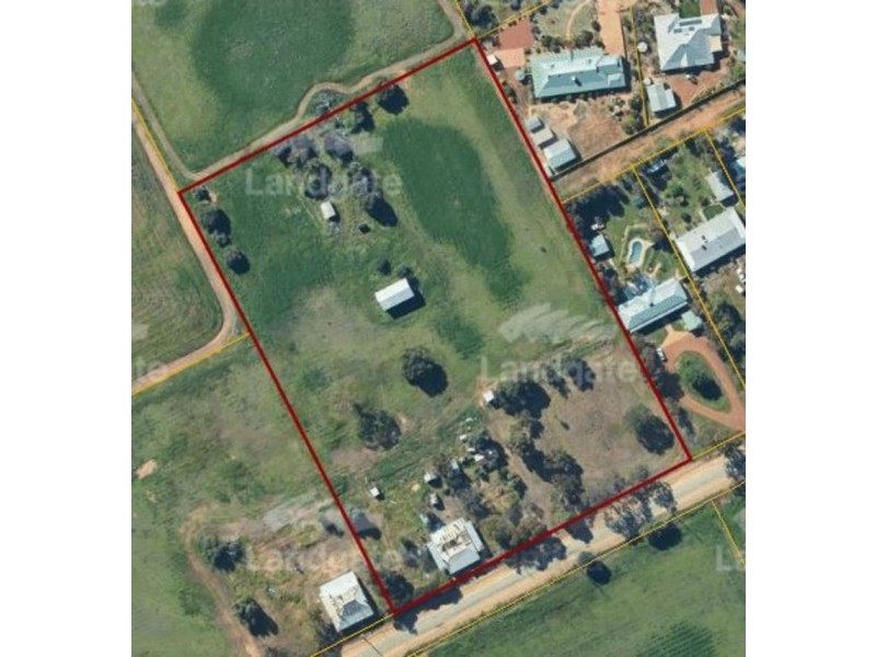 14 Henry Road, York WA 6302