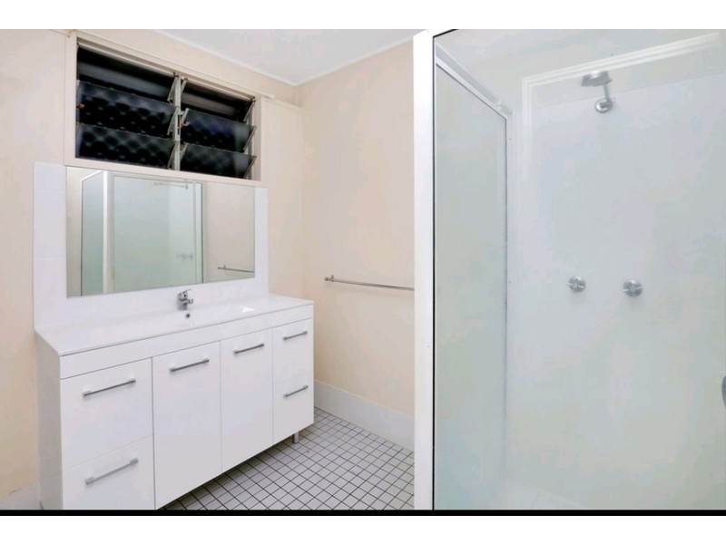 1/17 Bouganvillea Street, Holloways Beach QLD 4878