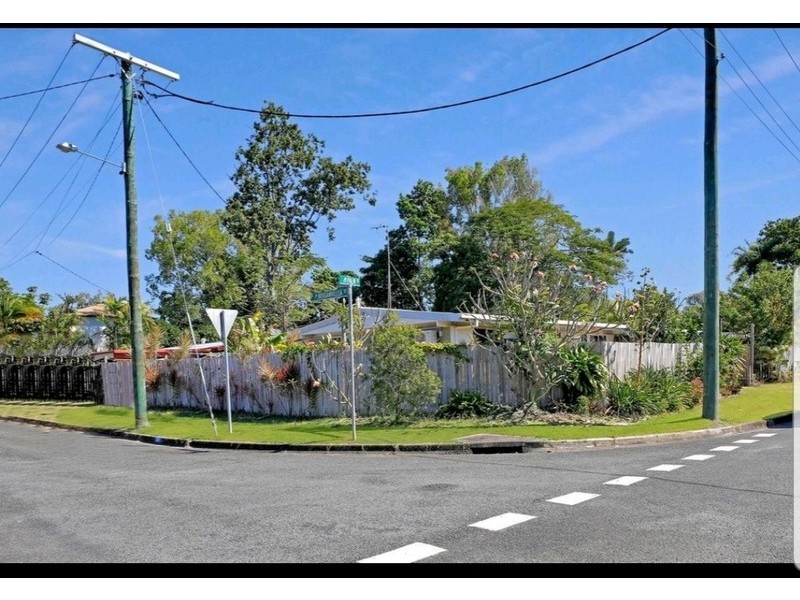 1/17 Bouganvillea Street, Holloways Beach QLD 4878