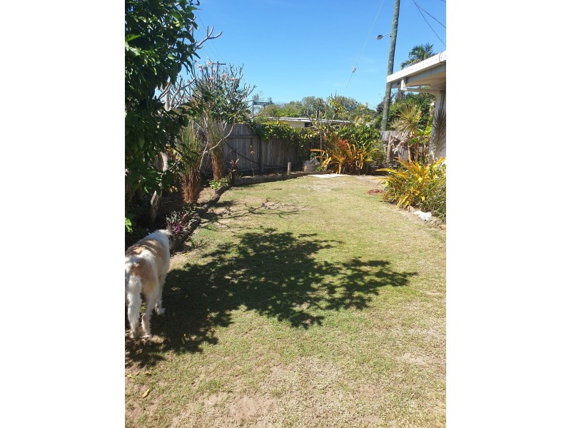 1/17 Bouganvillea Street, Holloways Beach QLD 4878