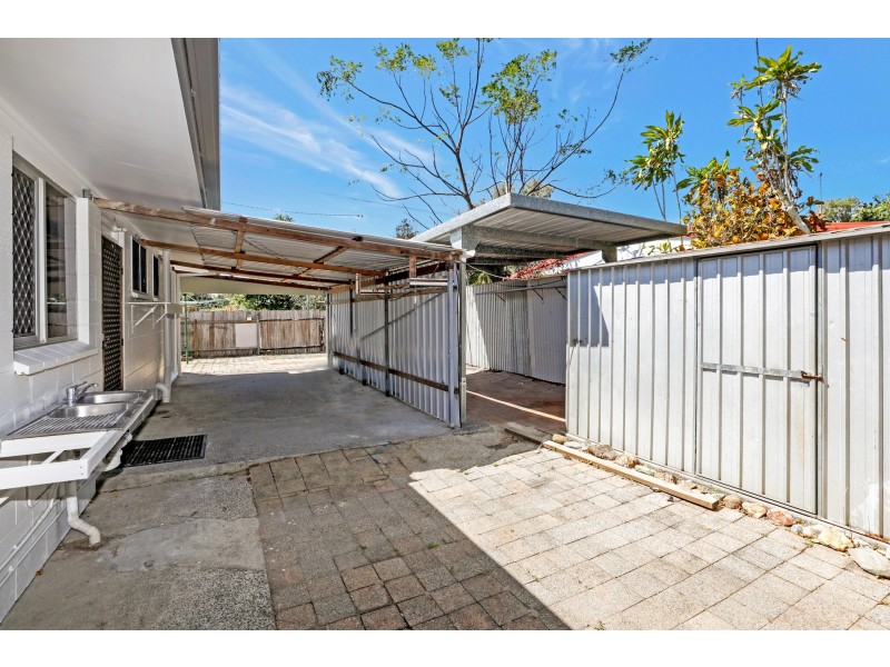 1/17 Bouganvillea Street, Holloways Beach QLD 4878