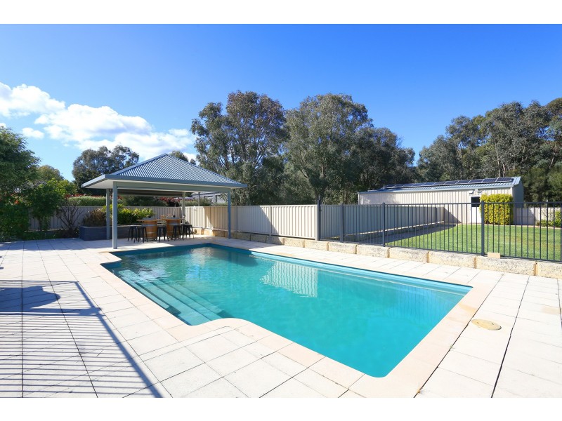 26 Eurythmic Road, Byford WA 6122