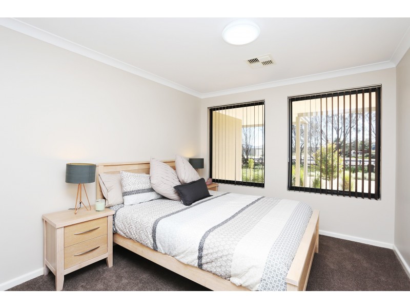 26 Eurythmic Road, Byford WA 6122