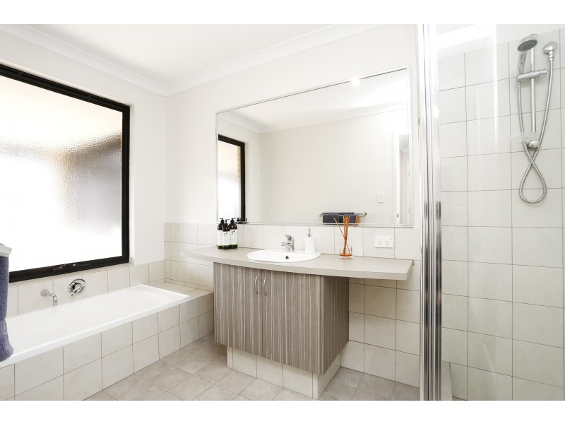 26 Eurythmic Road, Byford WA 6122