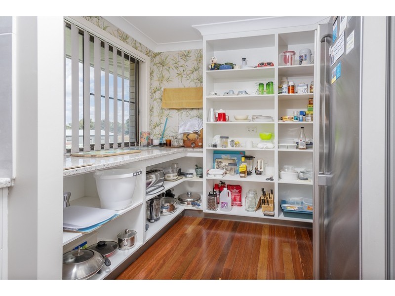 10 Low Street, Kensington QLD 4670