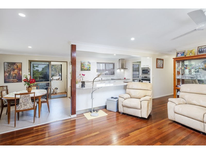 10 Low Street, Kensington QLD 4670