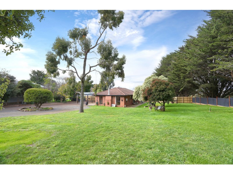 4 Couzens Lane, Romsey VIC 3434