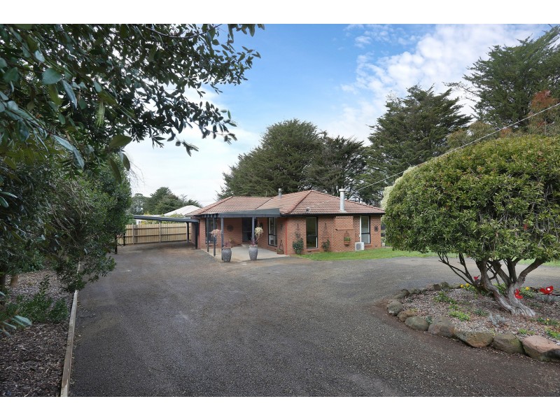 4 Couzens Lane, Romsey VIC 3434