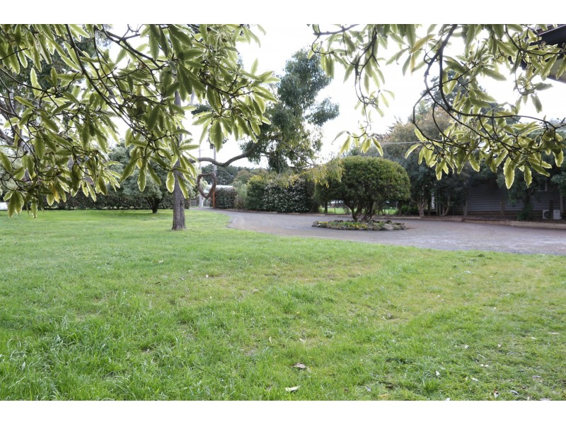 4 Couzens Lane, Romsey VIC 3434