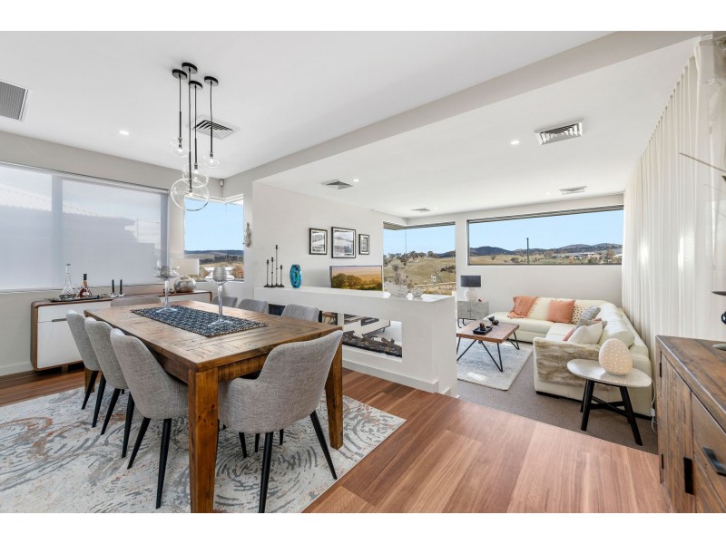 71 Aprasia Avenue, Googong NSW 2620