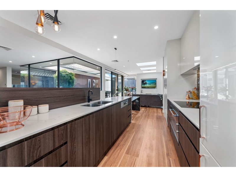 71 Aprasia Avenue, Googong NSW 2620