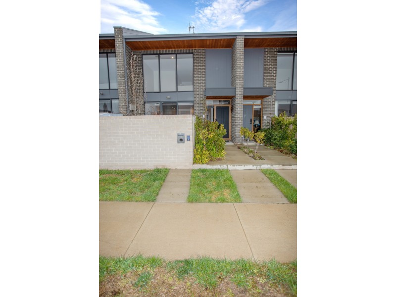 35 Jumbuck Crescent, Lawson ACT 2617