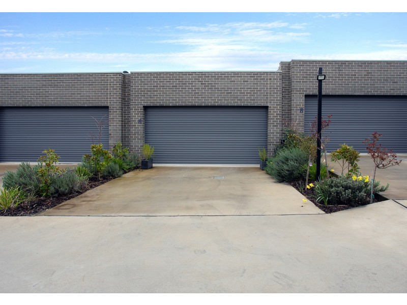 35 Jumbuck Crescent, Lawson ACT 2617