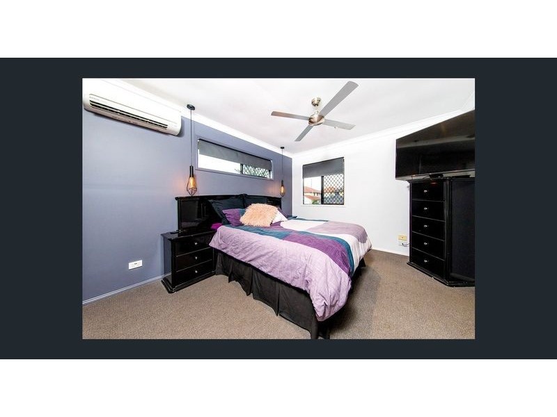 32 Reynolds Street, Carindale QLD 4152