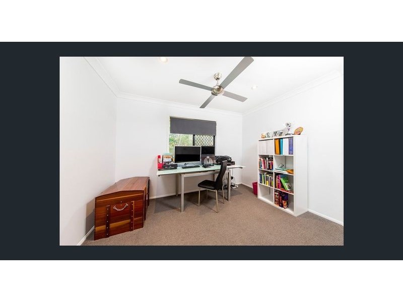 32 Reynolds Street, Carindale QLD 4152