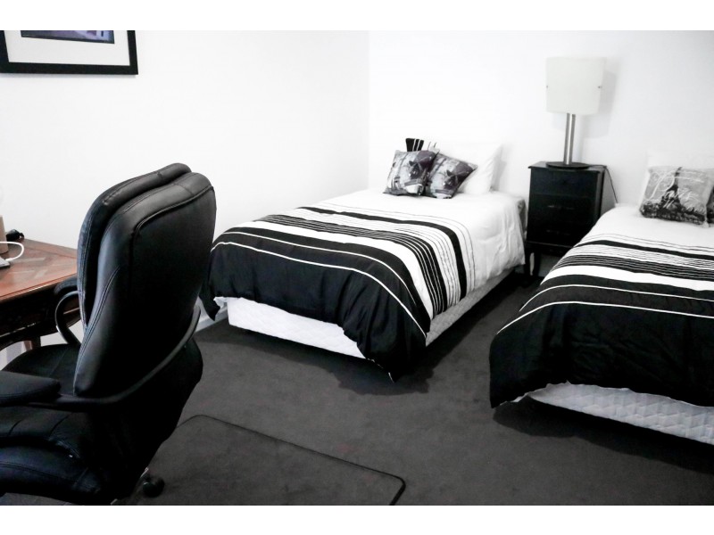 183 Fishing Point Road, Fishing Point NSW 2283