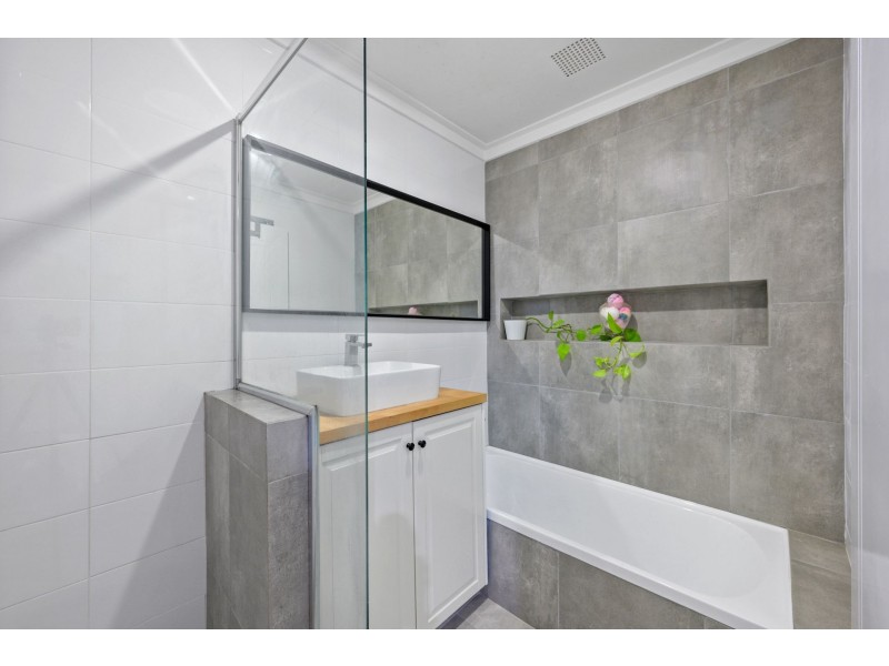 20 Mclachlan Way, Belmont WA 6104