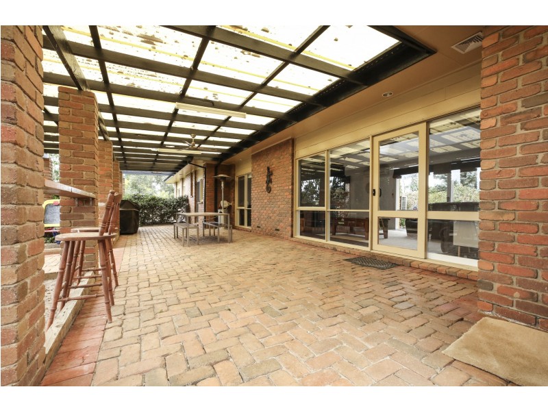 13 Mclaughlins Road, Newmerella VIC 3886