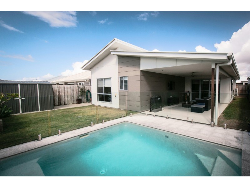 27 Amber Drive, Caloundra West QLD 4551