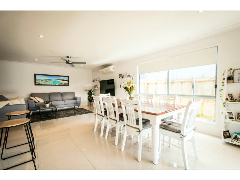 27 Amber Drive, Caloundra West QLD 4551