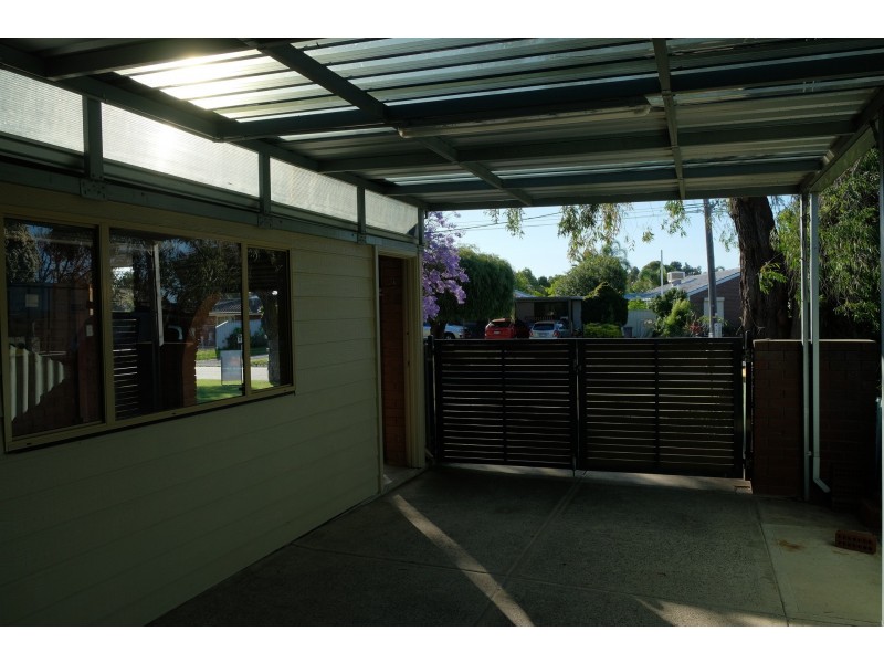 3 Bundalla CRT, Kelmscott WA 6111