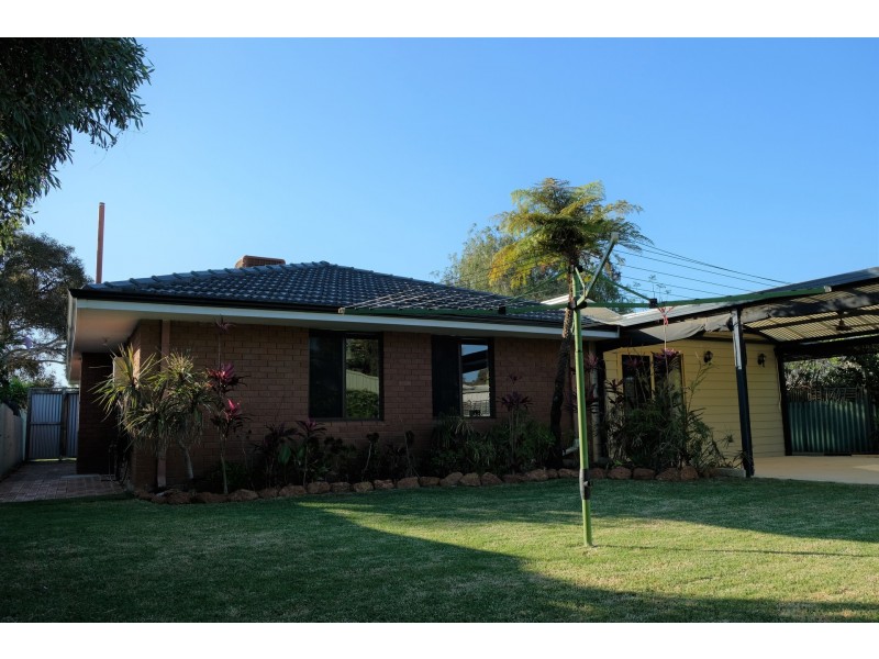 3 Bundalla CRT, Kelmscott WA 6111