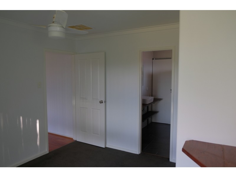 3 Bundalla CRT, Kelmscott WA 6111